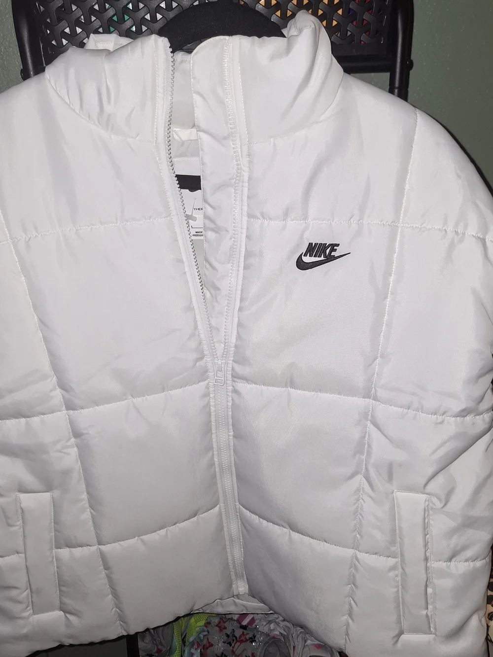 Nike White Quilted Cropped Puffer Jacket with Black Logo